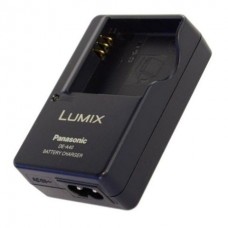 Сетевое зарядное устройство Panasonic Lumix DE-A40
